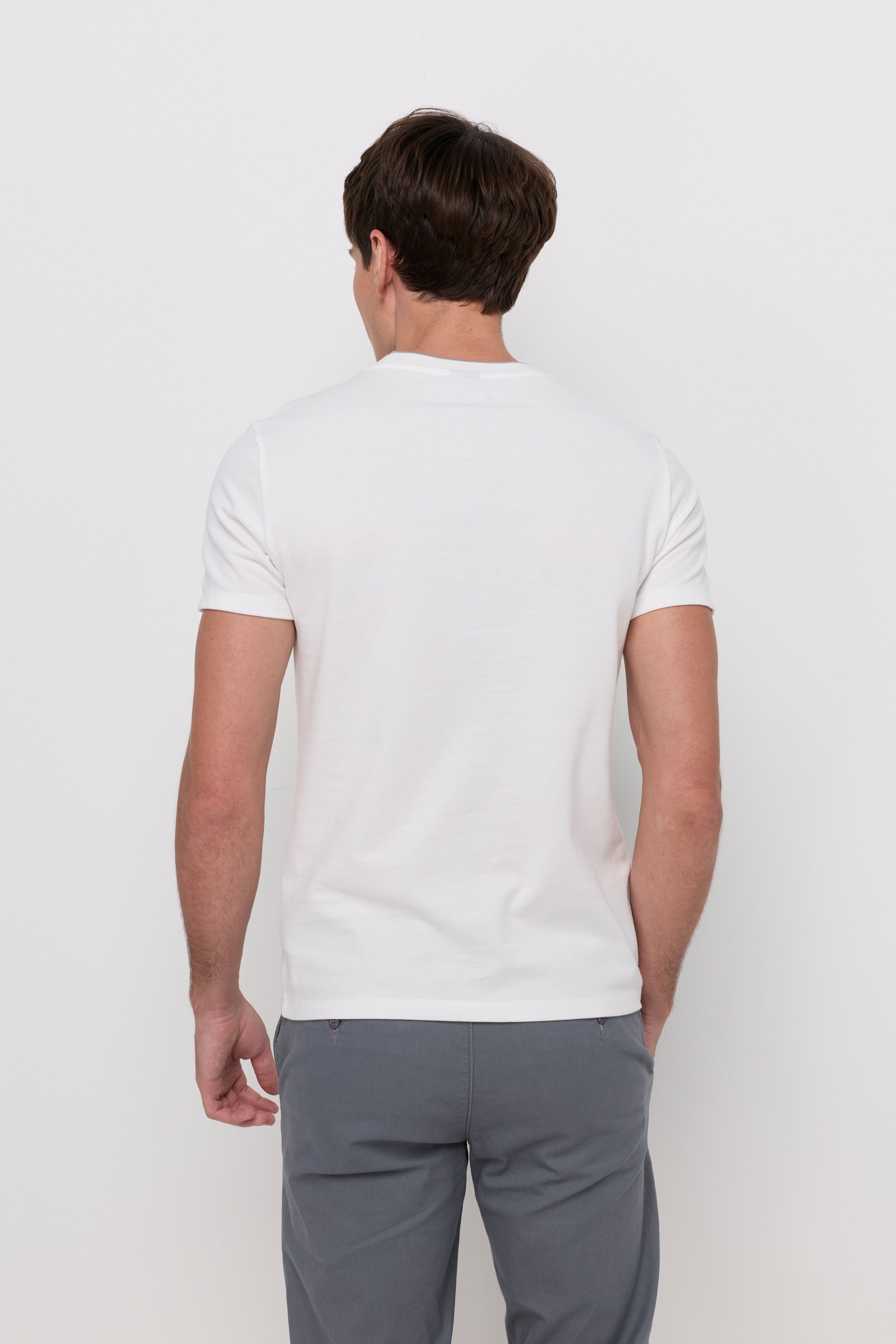 Pique Short Sleeve Round Neck T-Shirt Off-White