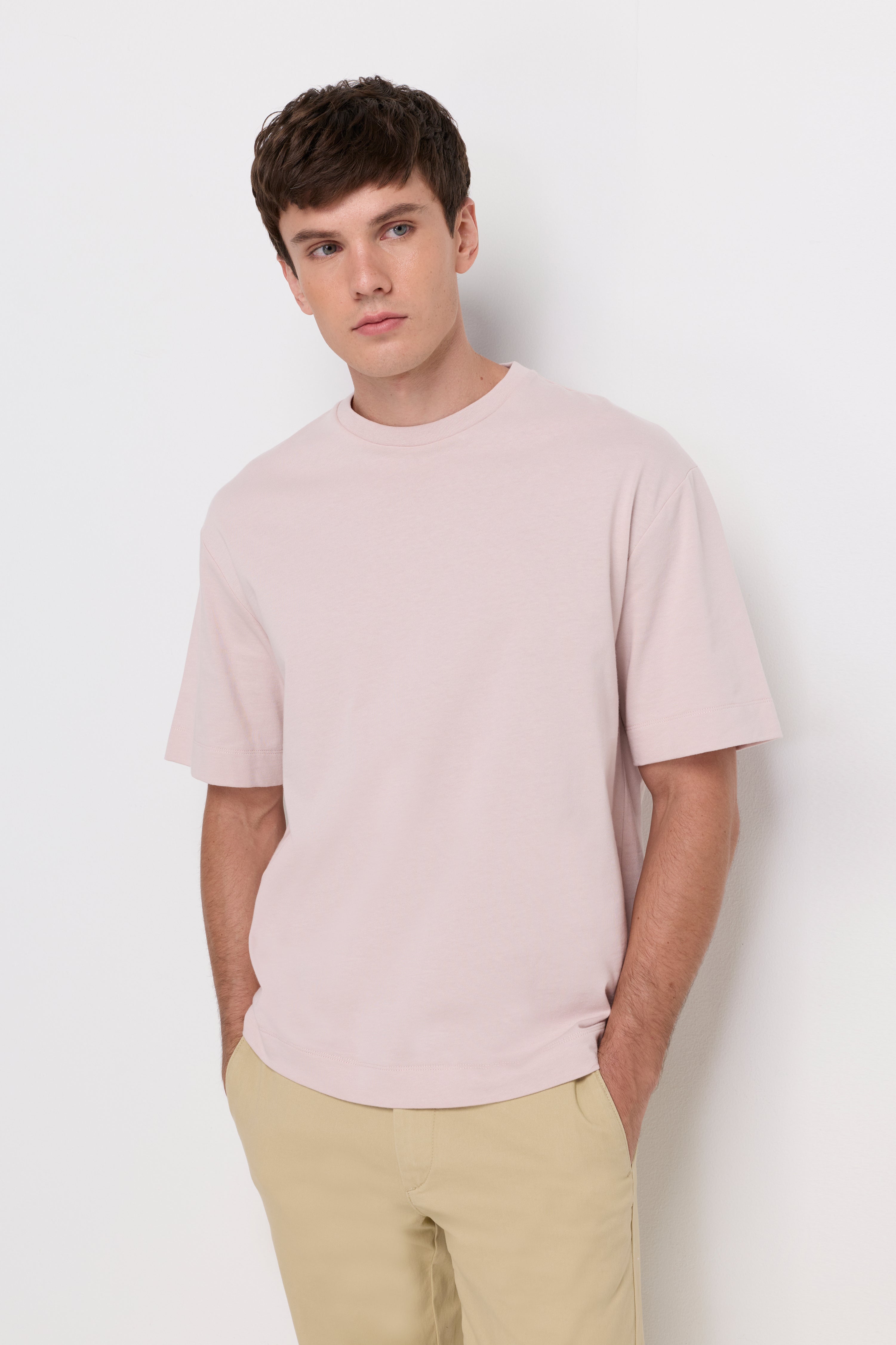 Premium Essential Crew Neck T-Shirt Light Pink
