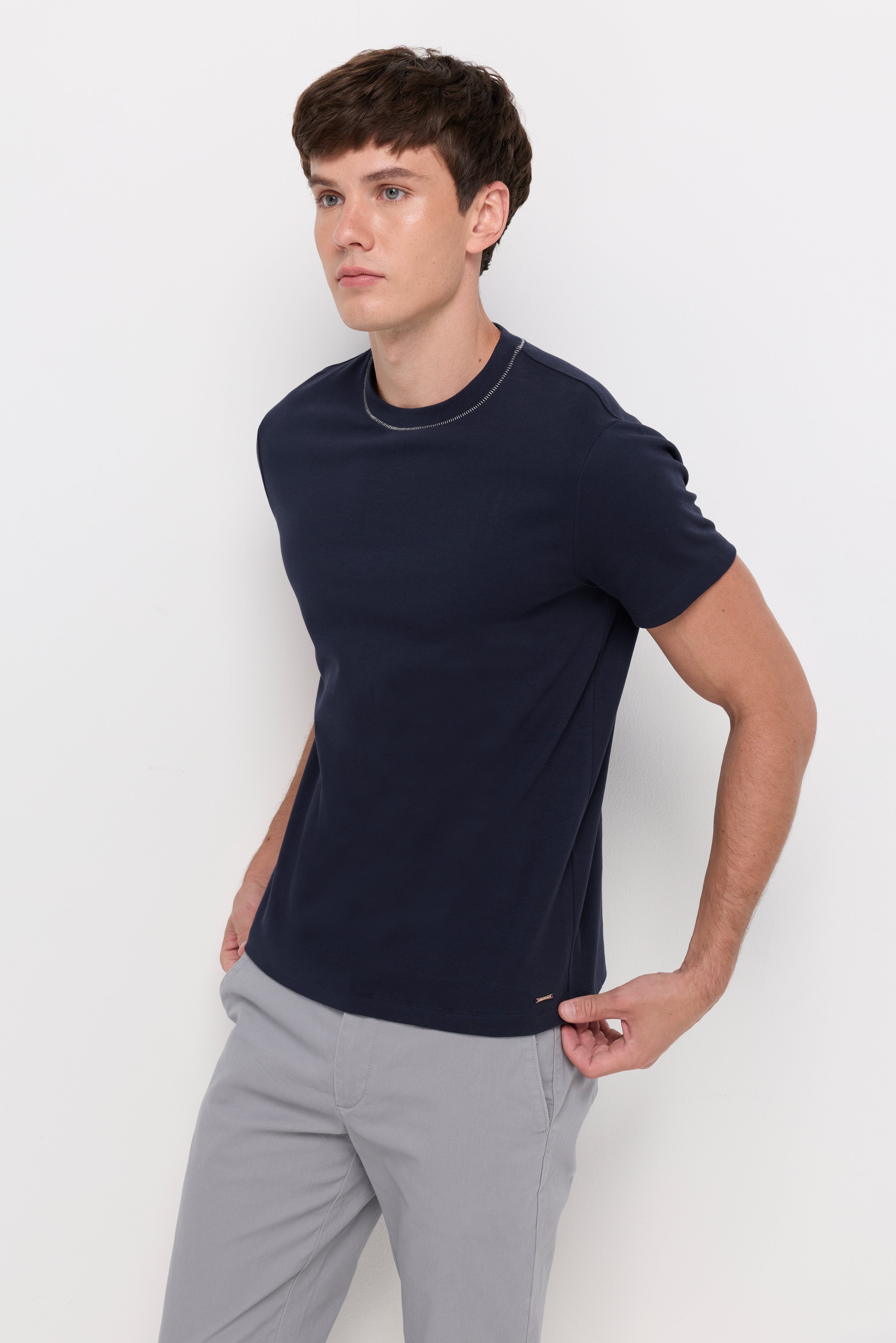 Contrast Stitch Knit T-Shirt Navy