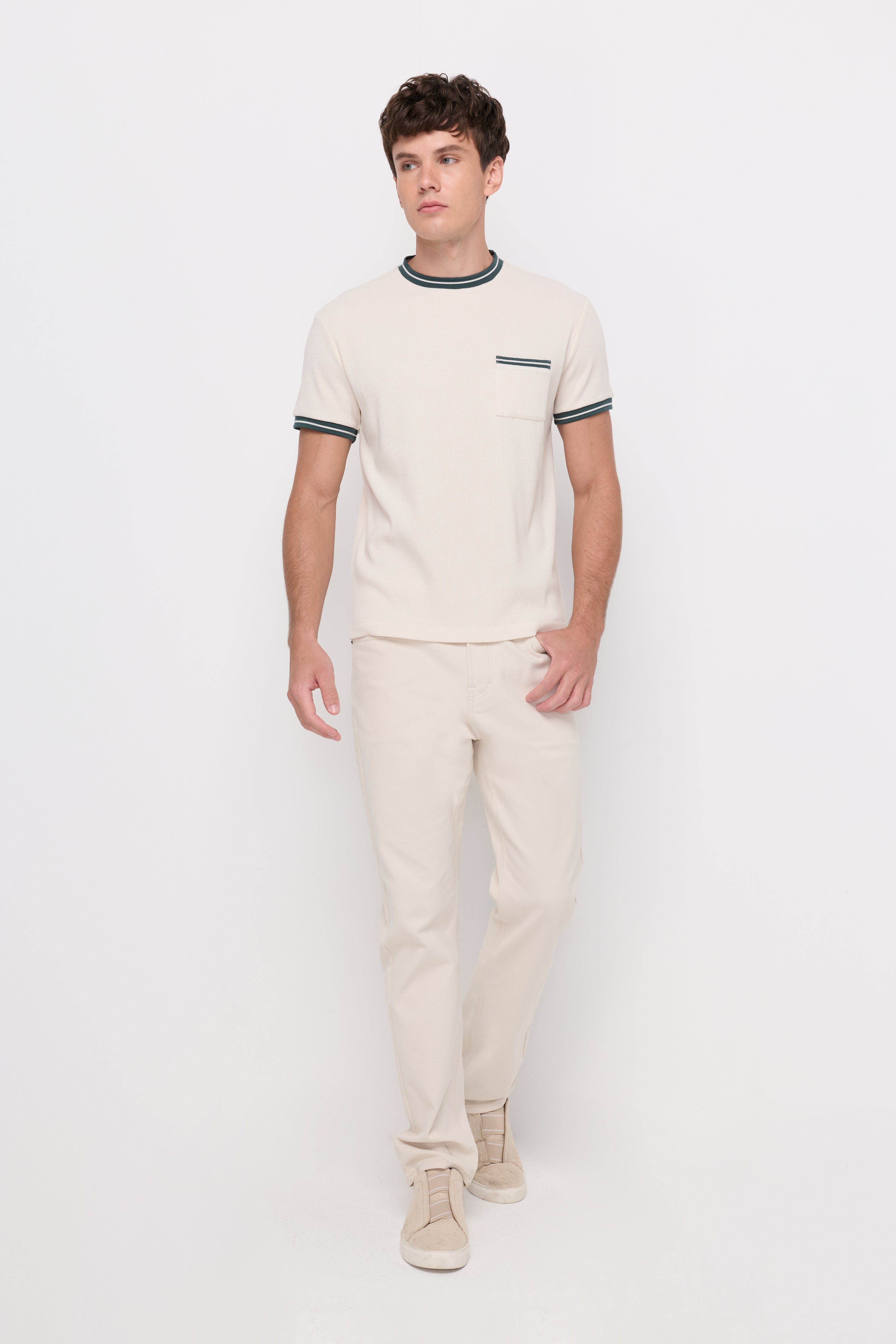 Contrast Trim Pocket T-Shirt Off-White
