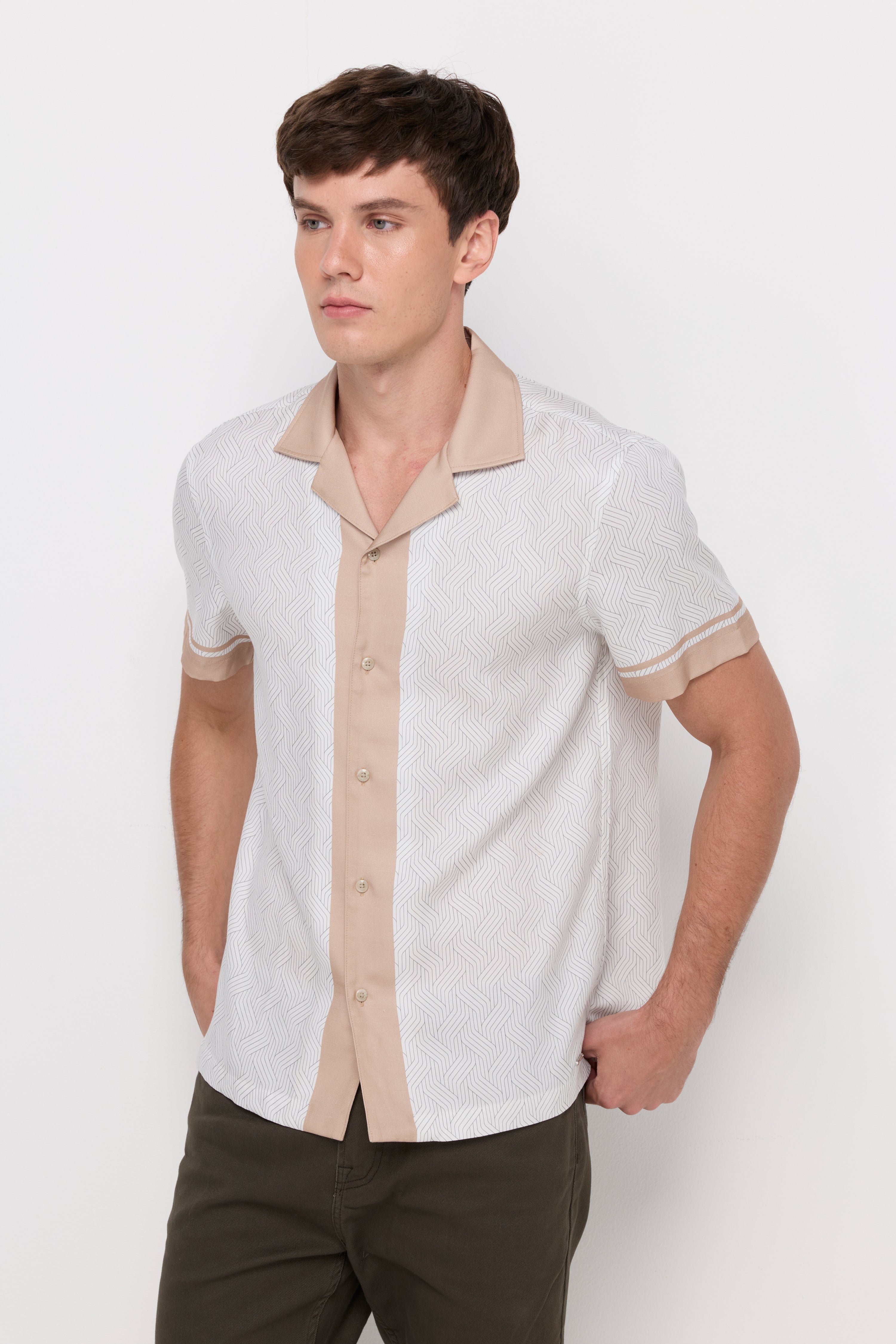 Tropical Resort Camp Shirt Off-White