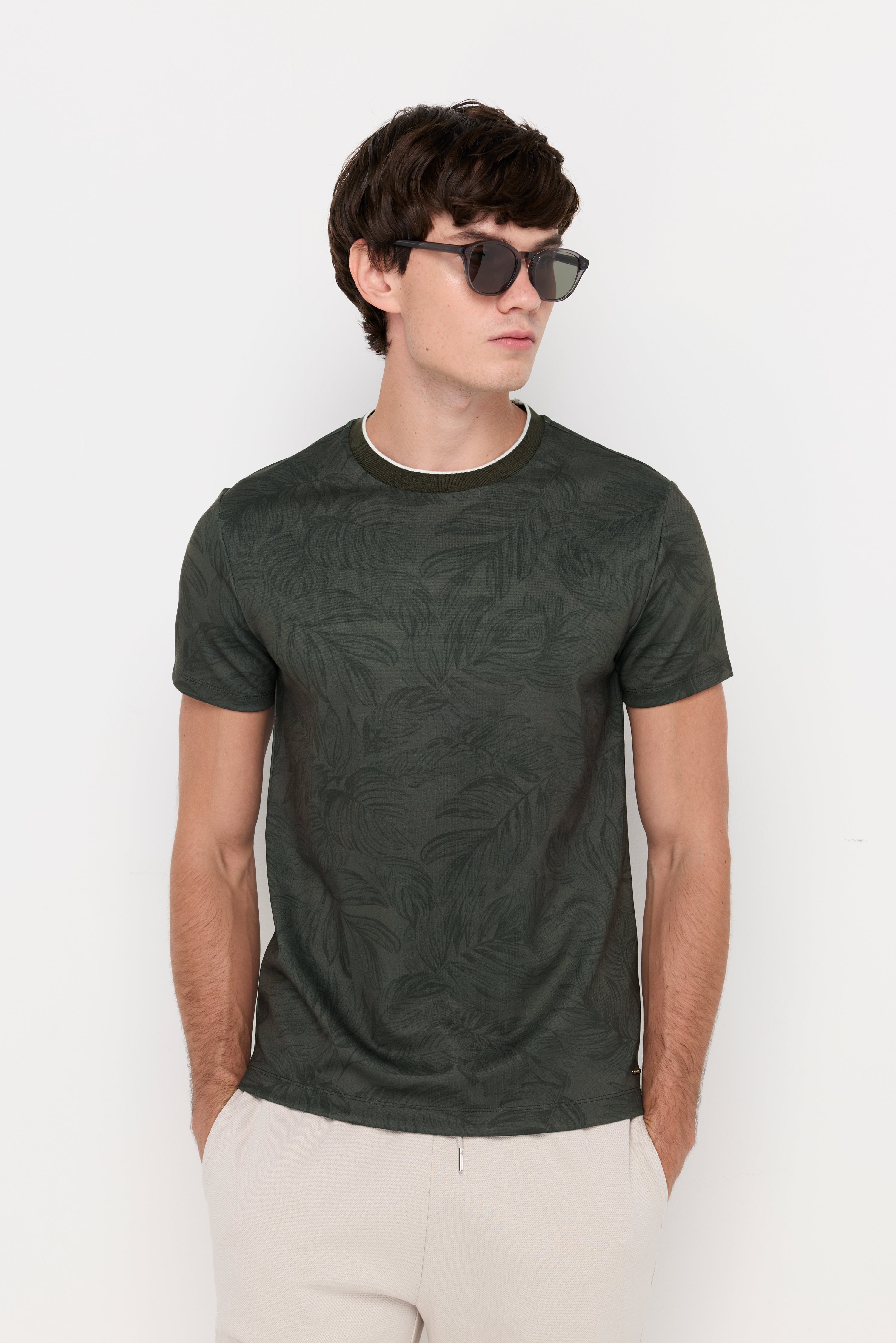 Tonal Botanical Tetured Knit Tee