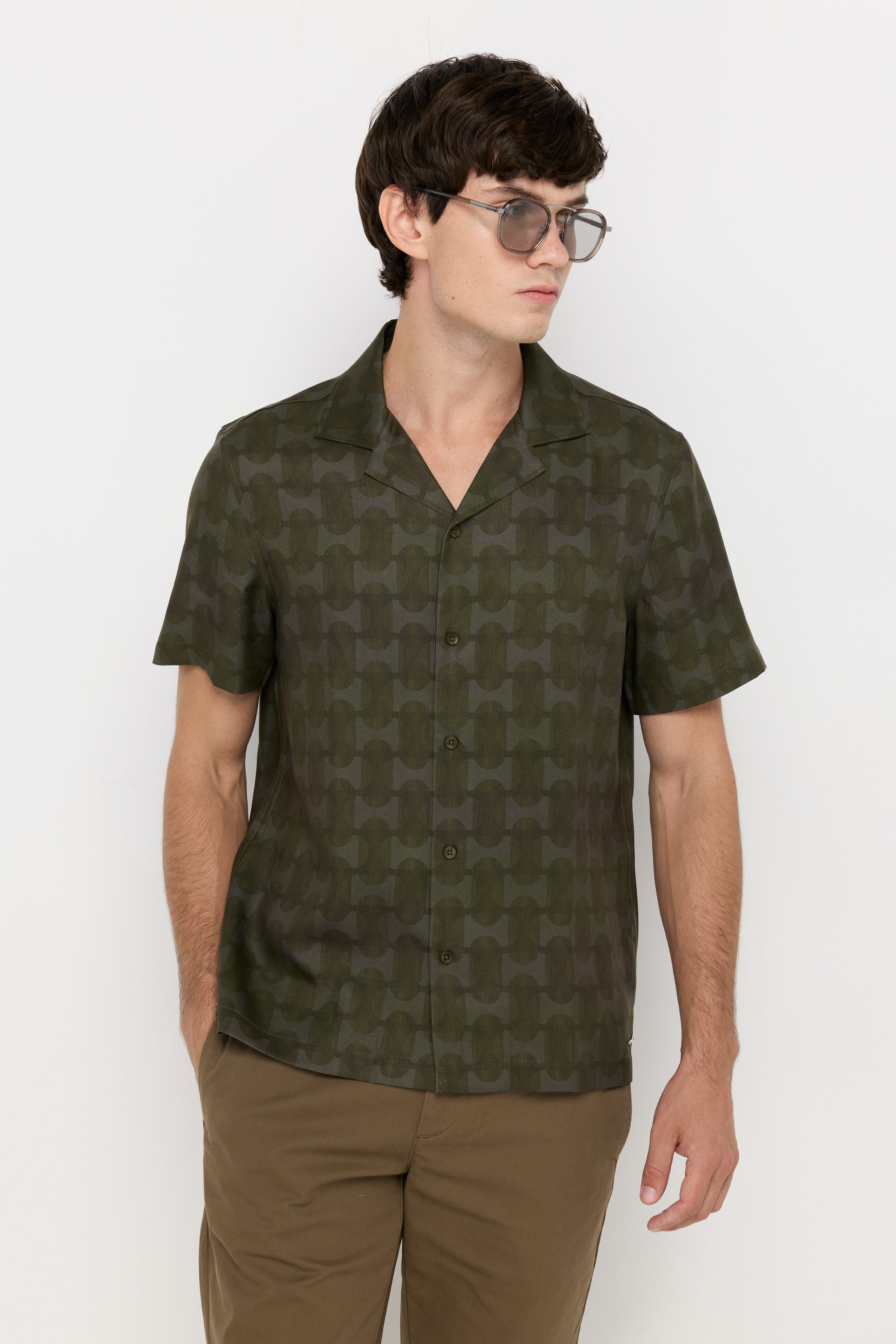Tonal Geometric Camp-Collar Shirt Dark Green