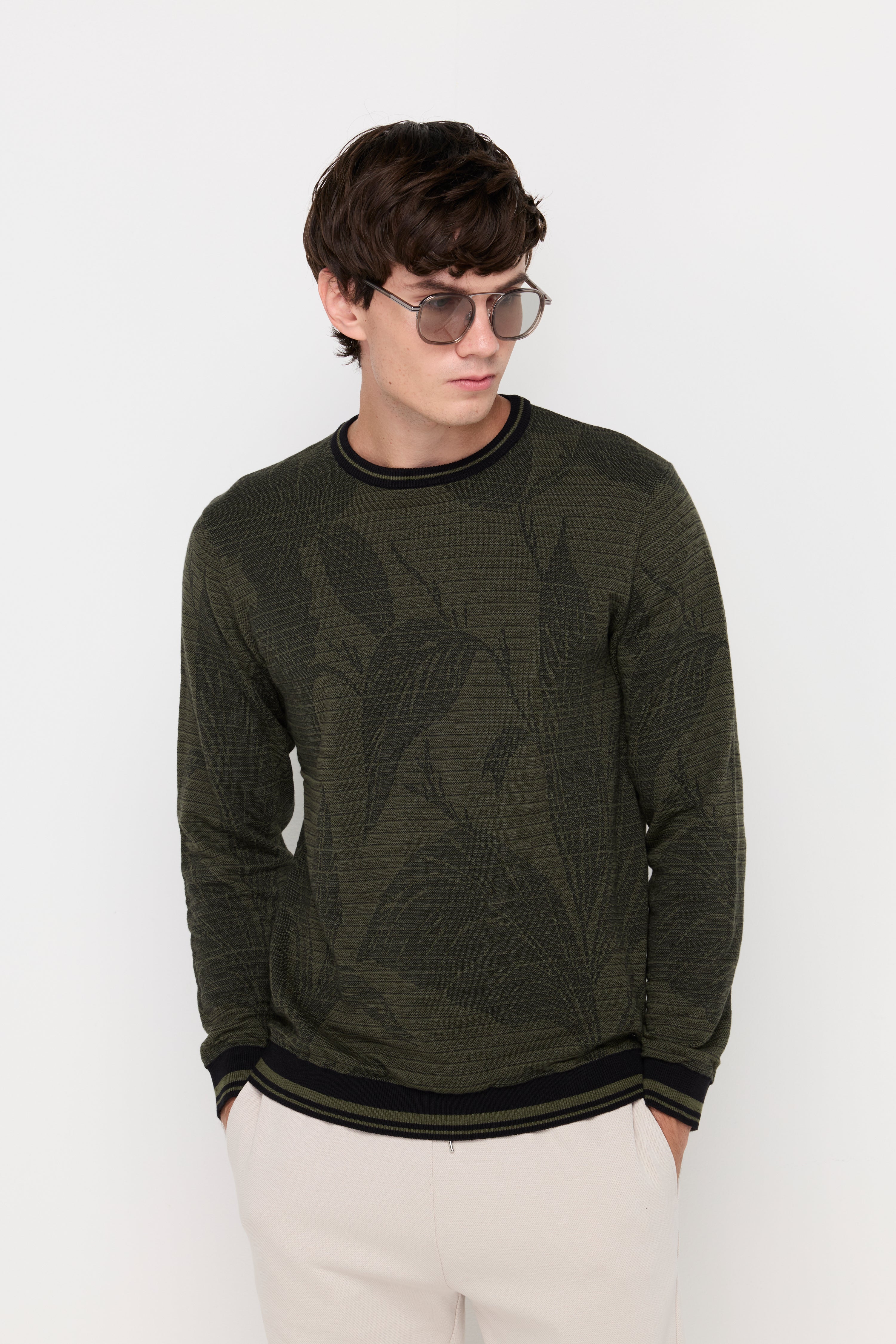 Contrast Trim Textured Knit Sweater Dark Green