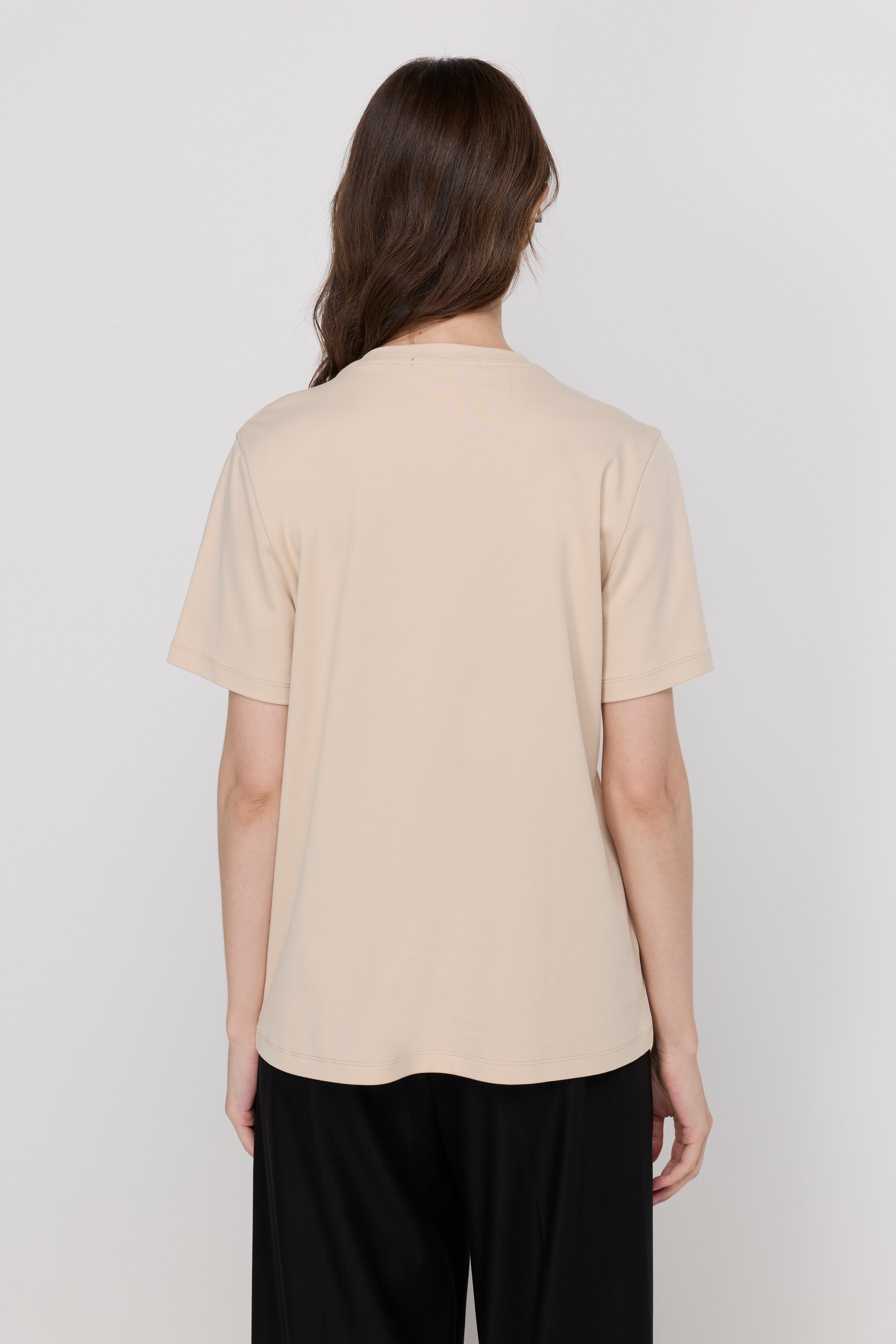 Serena V-Neck Essential Tee Beige