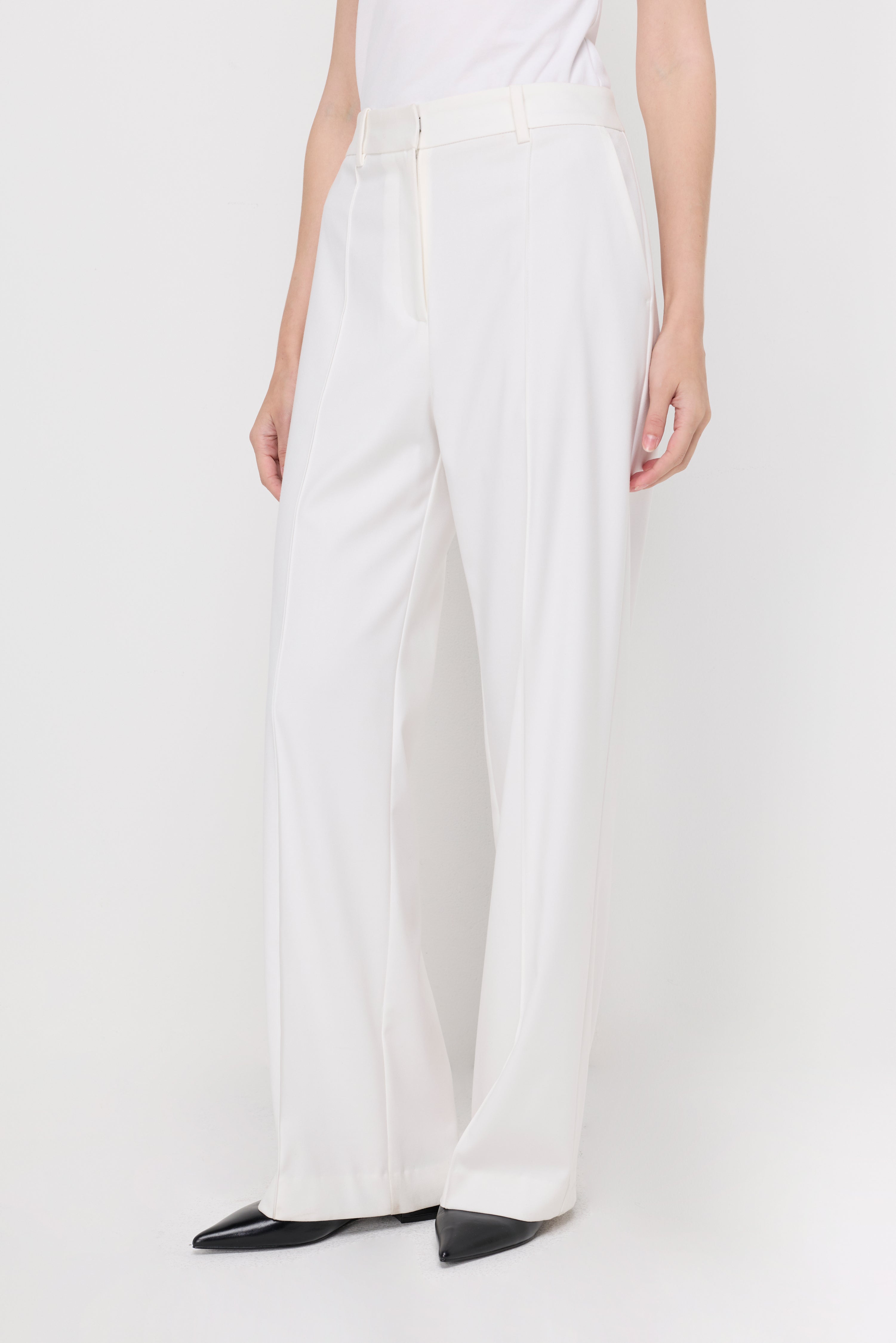 Tailored Pleated Straight-Leg Trousers Off-White