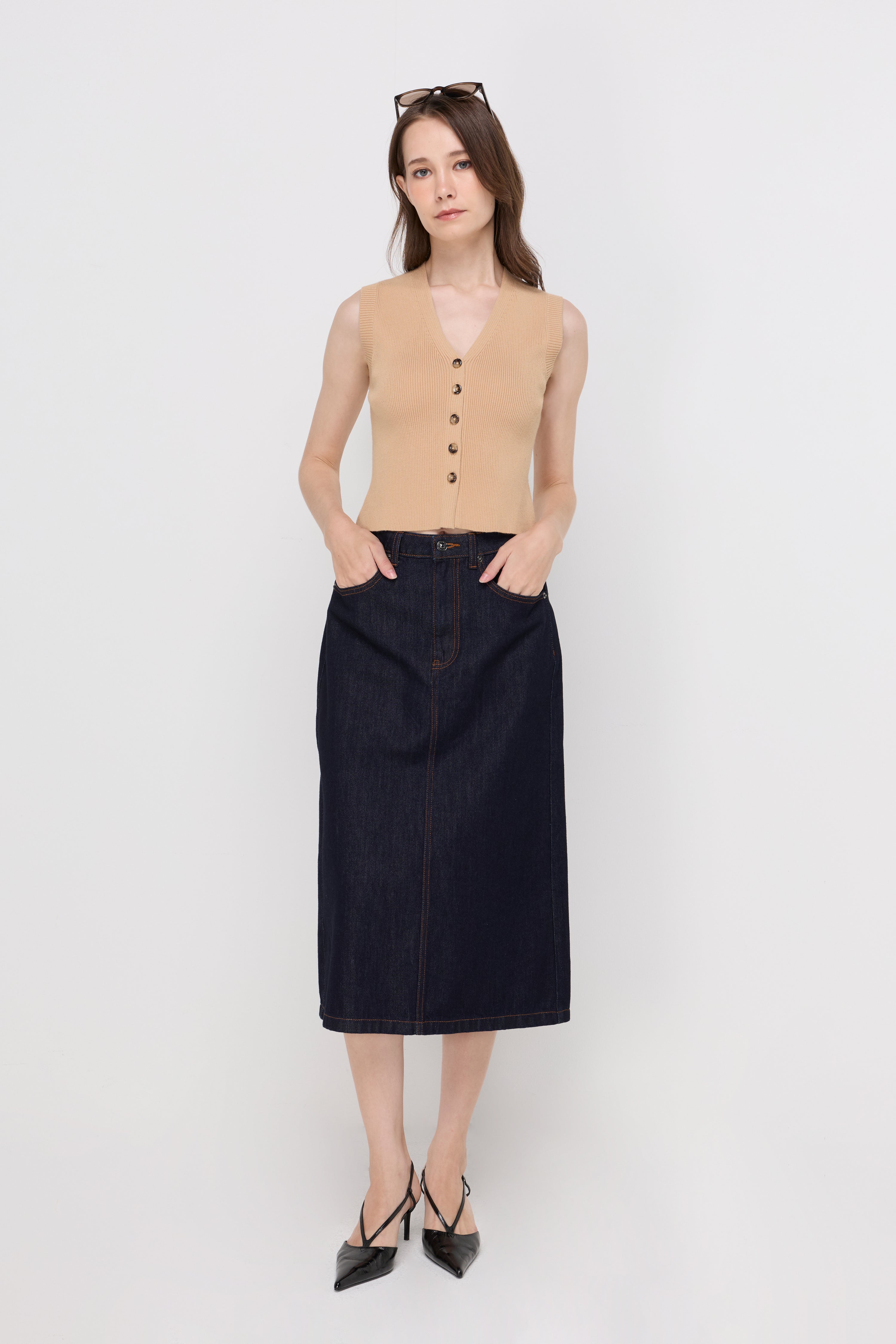 Ribbed Button-Front Knit Vest Brown