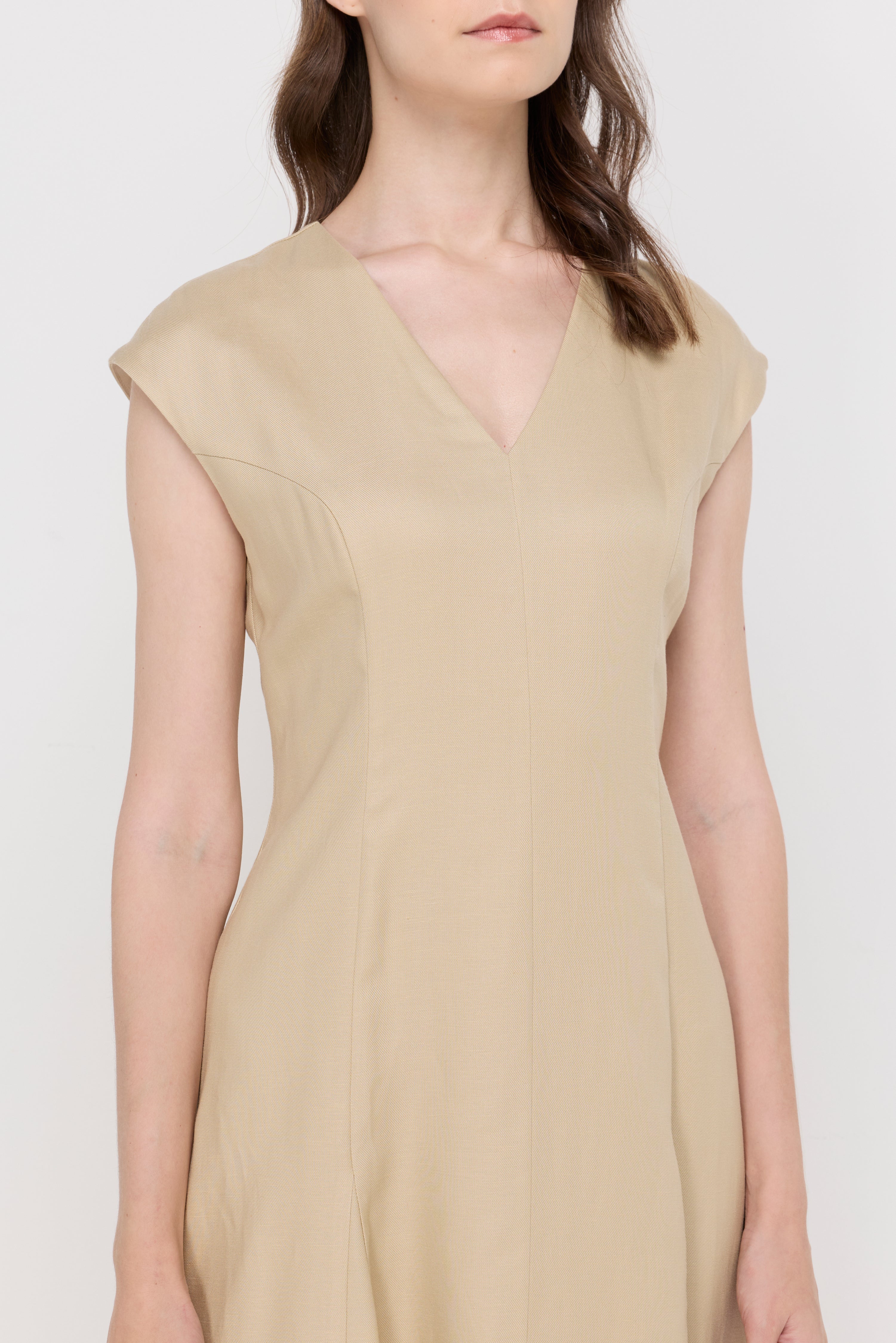 Aurelie Sculpted Midi Dress Beige