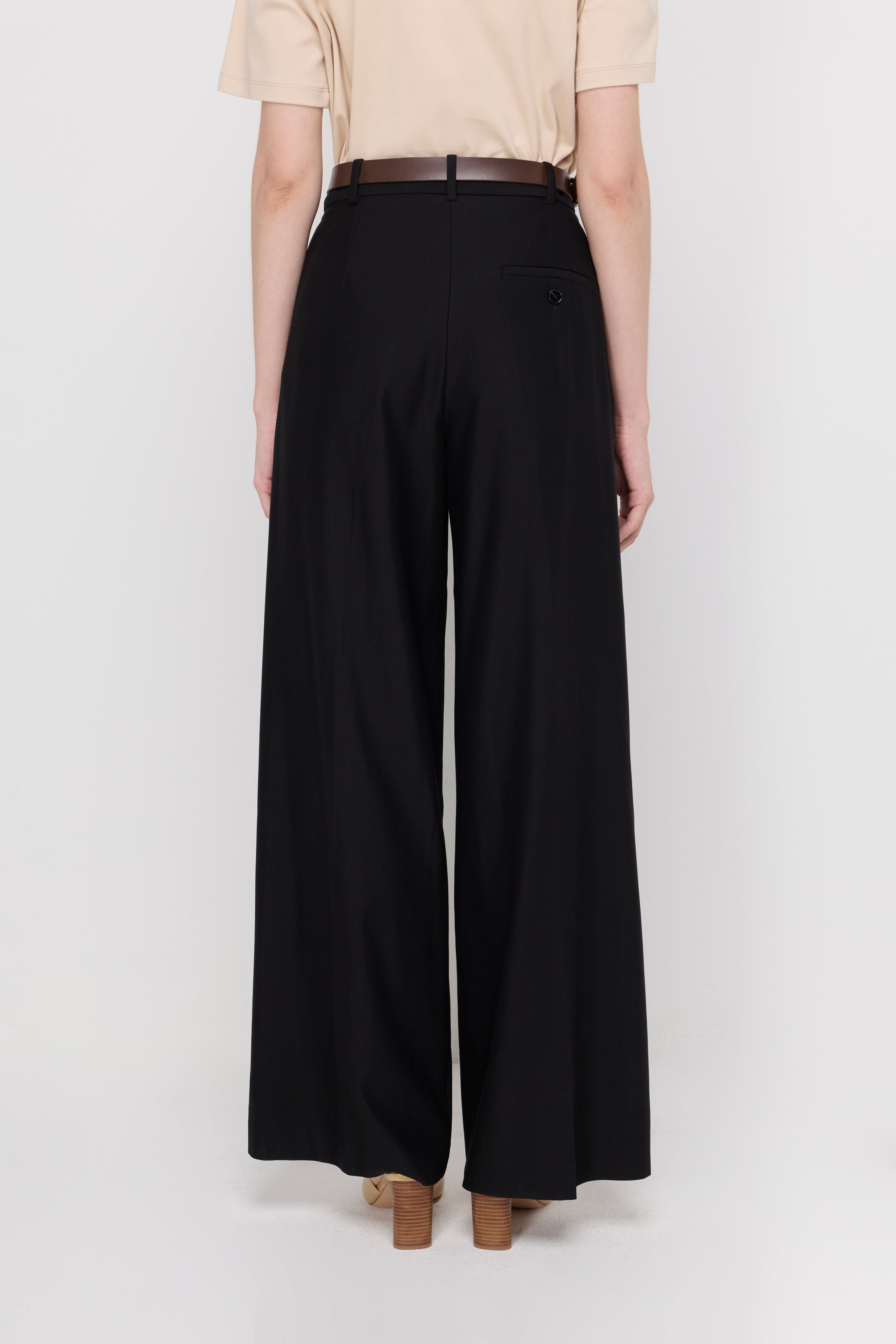 Relaxed Wide-Leg Pants Black