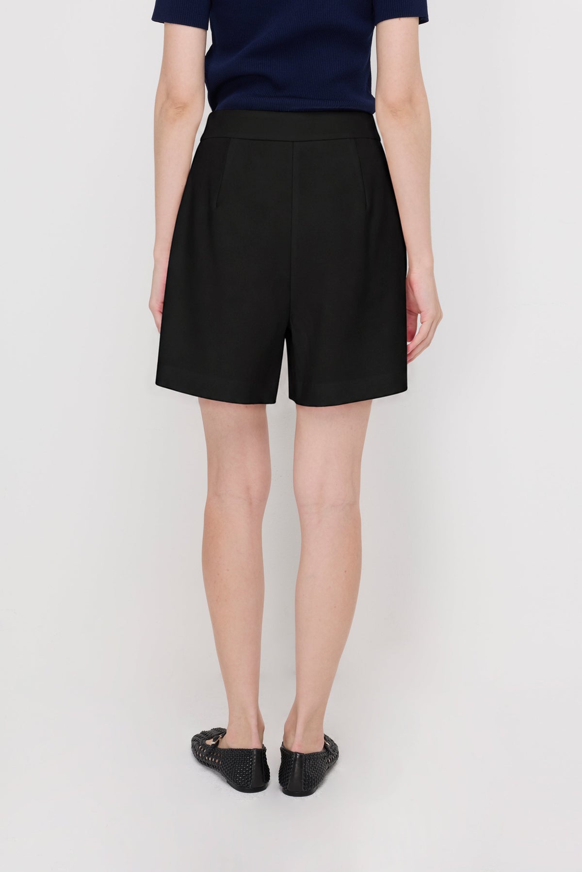 Pleated Tailored Shorts Black