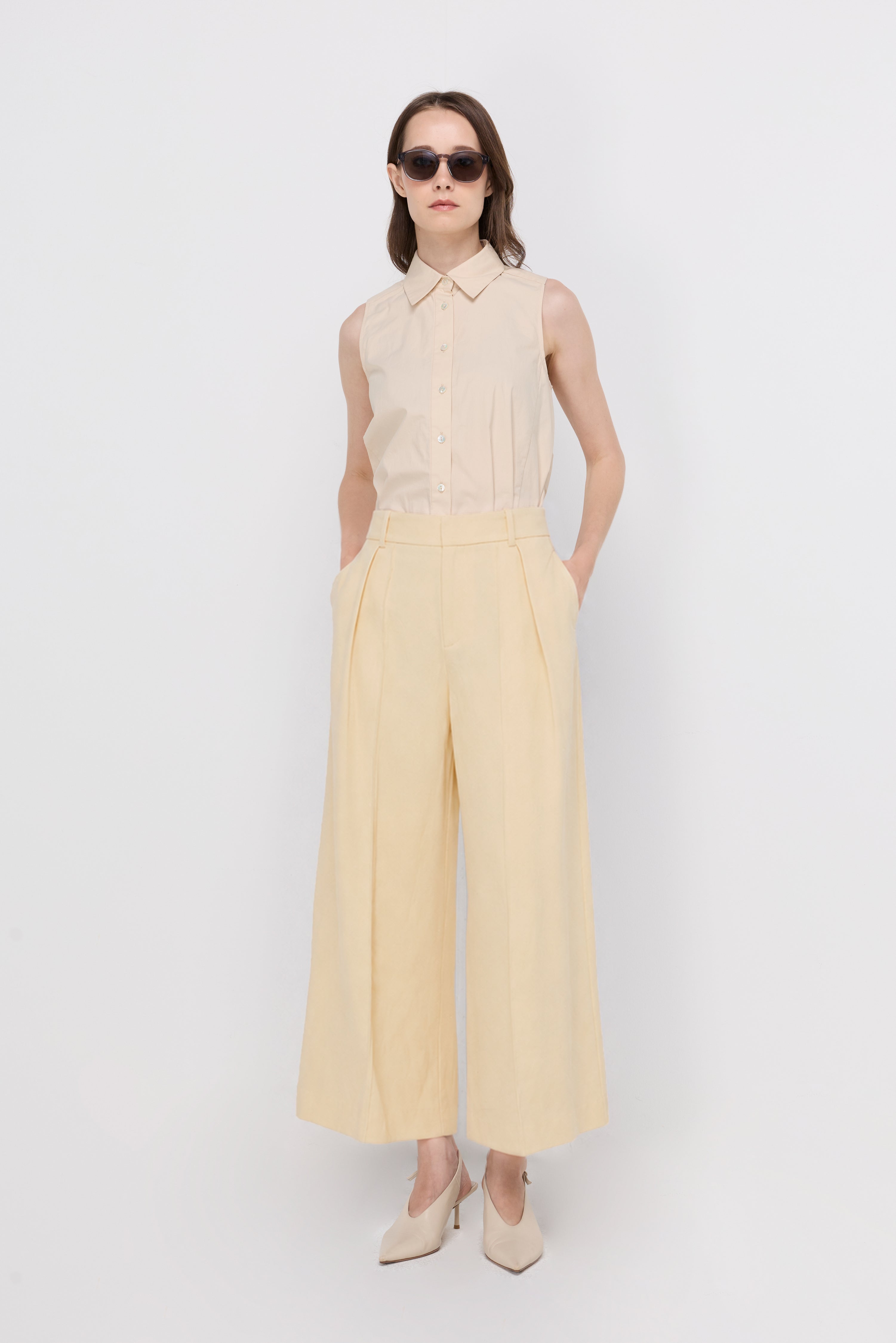 Tailored Wide-Leg Trousers Beige