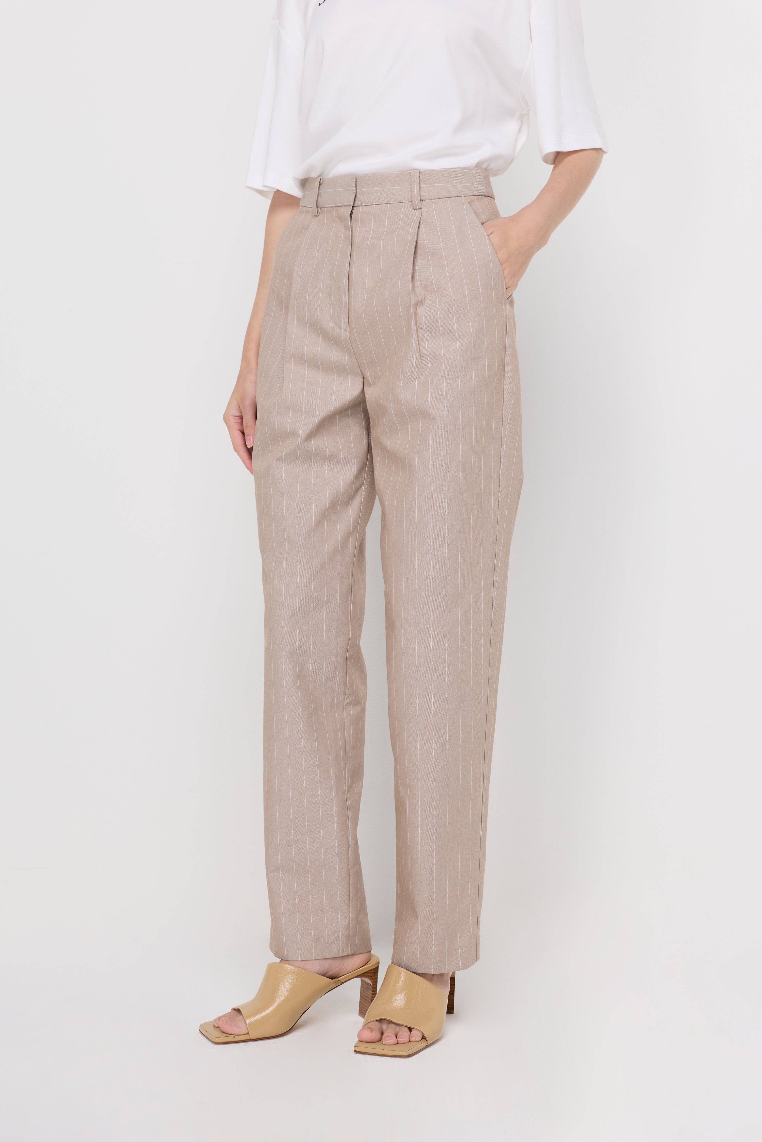 Tailored Pleated Straight-Leg Trousers Beige