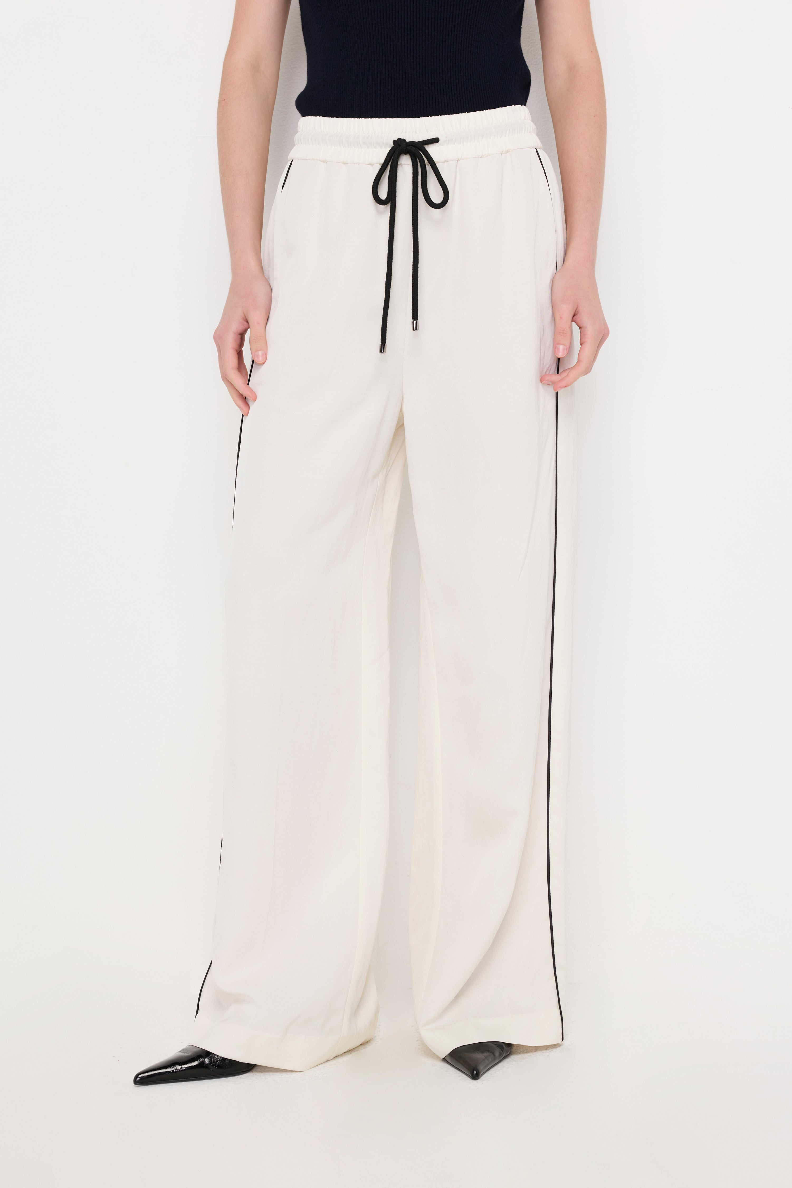 Relaxed Fit Drawstring Trousers White