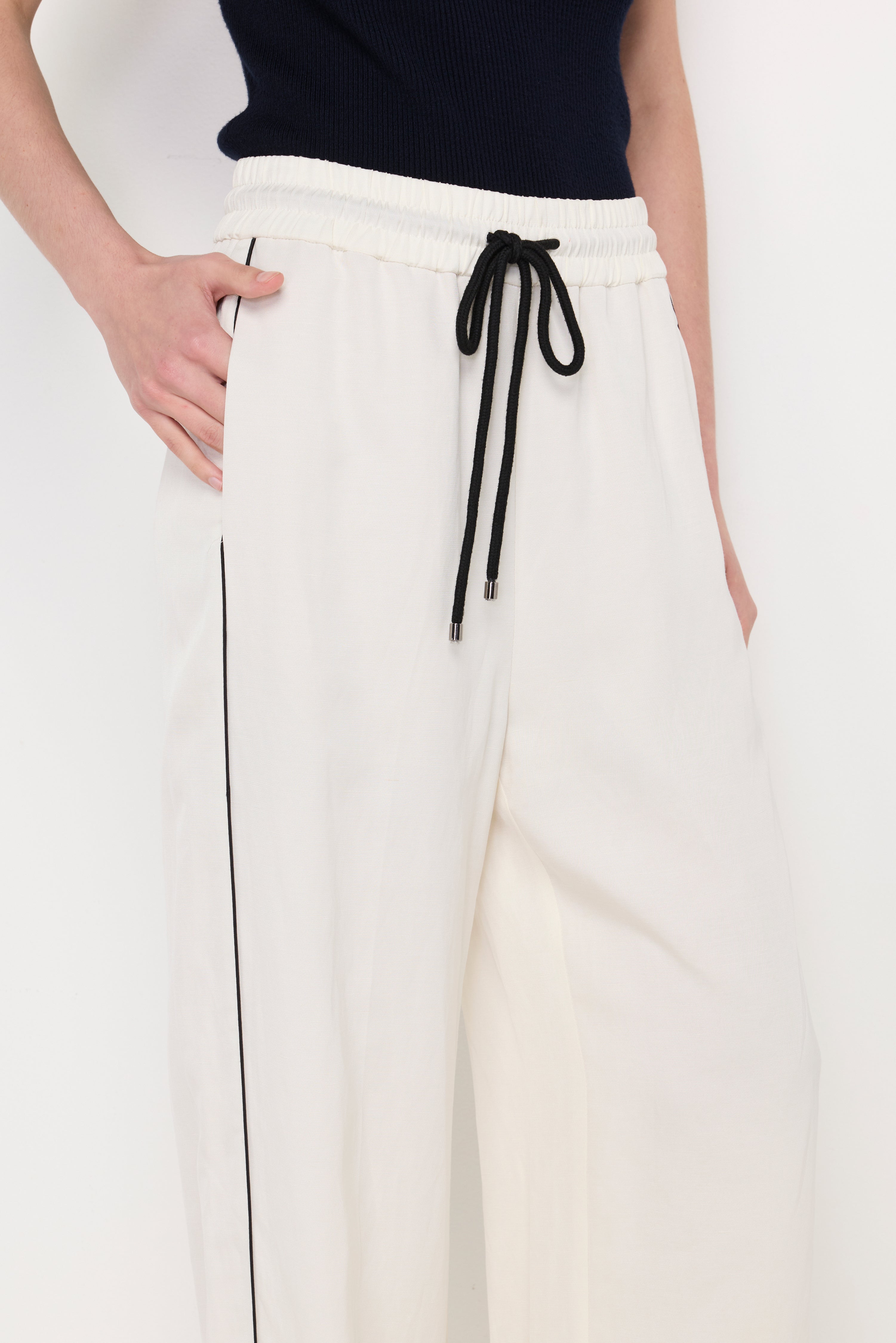 Relaxed Fit Drawstring Trousers White