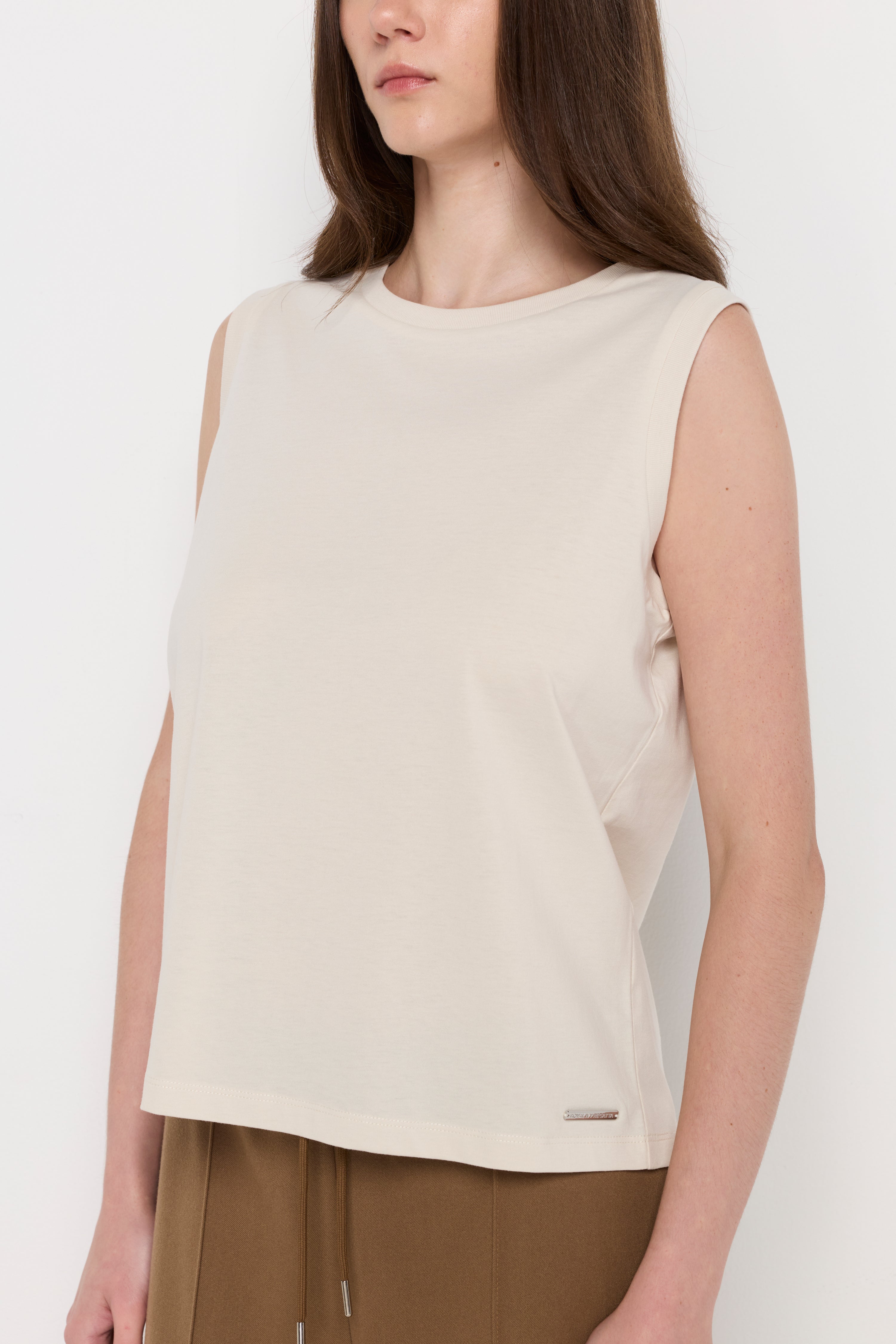 Essential Sleeveless Knit Top Beige