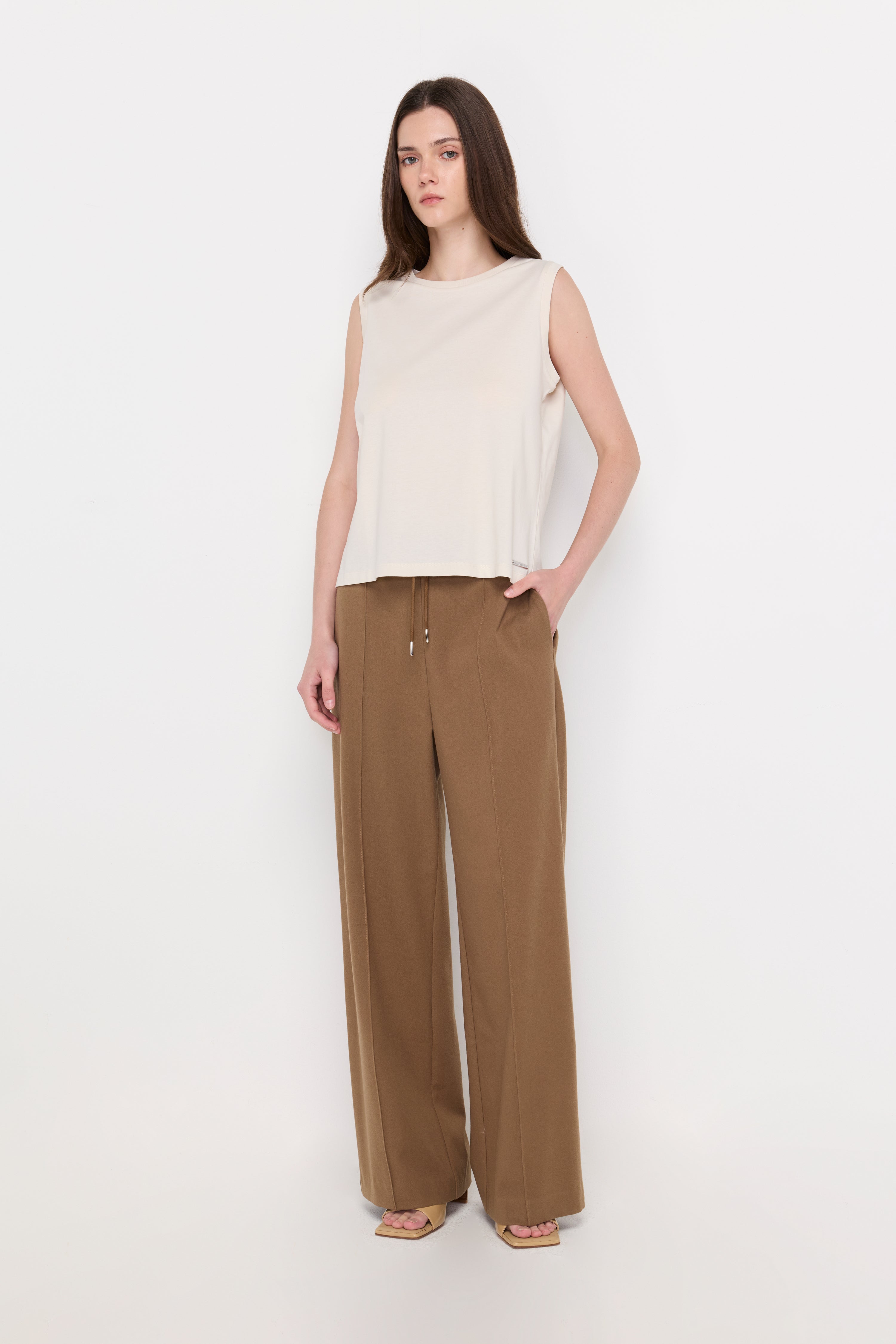 Essential Sleeveless Knit Top Beige