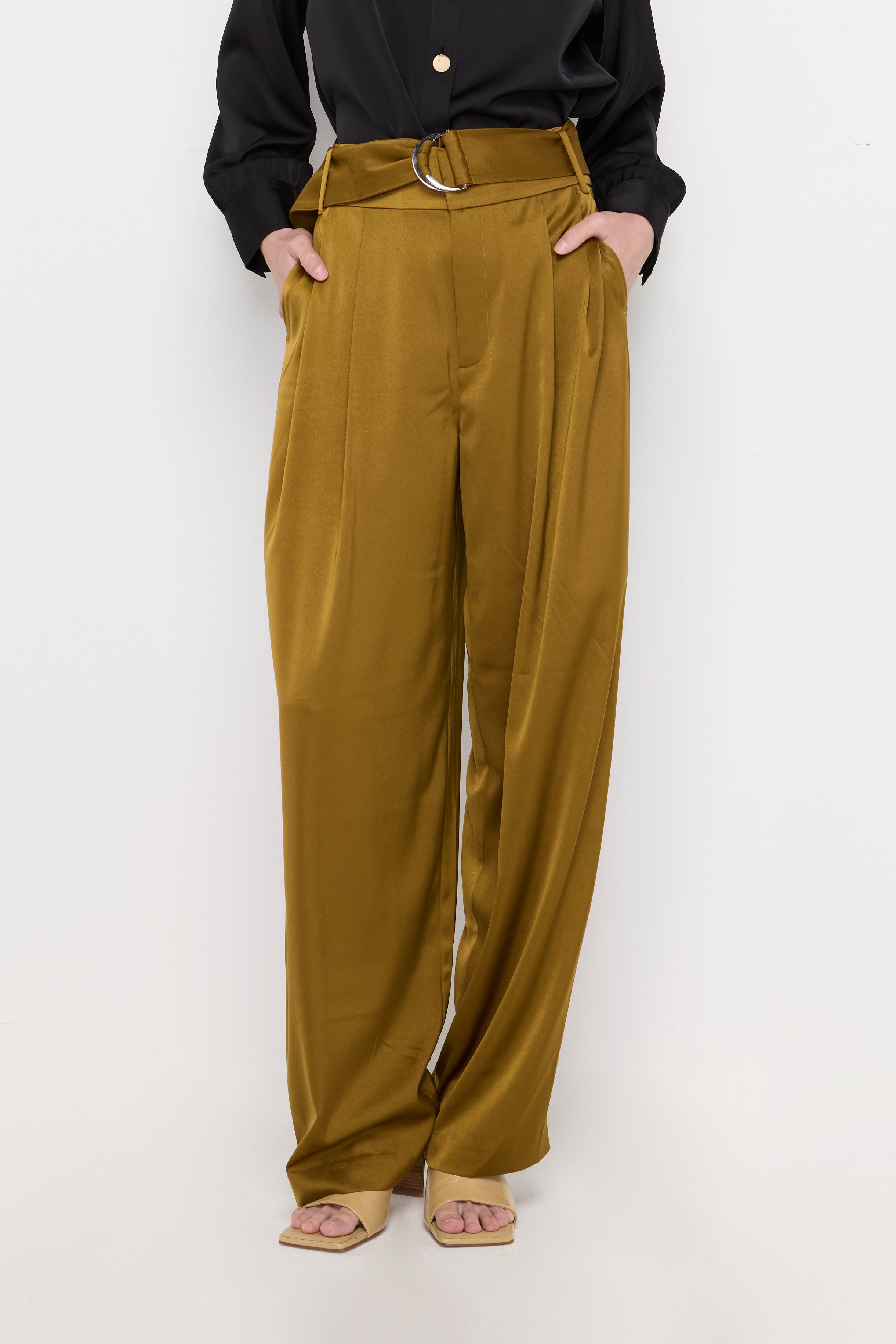 Double-Ring Belted Wide-Leg Trousers Green