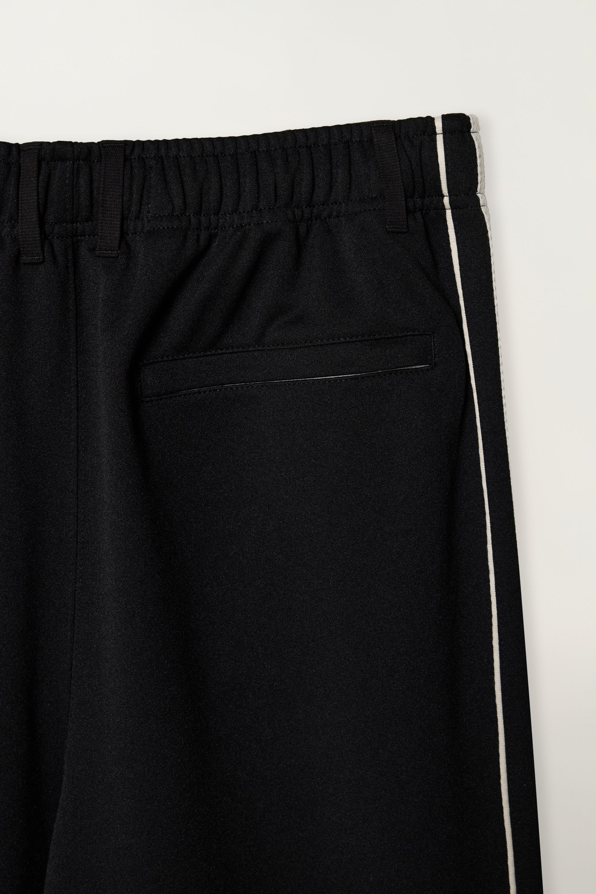 (W) Essential Lawton Pants Black