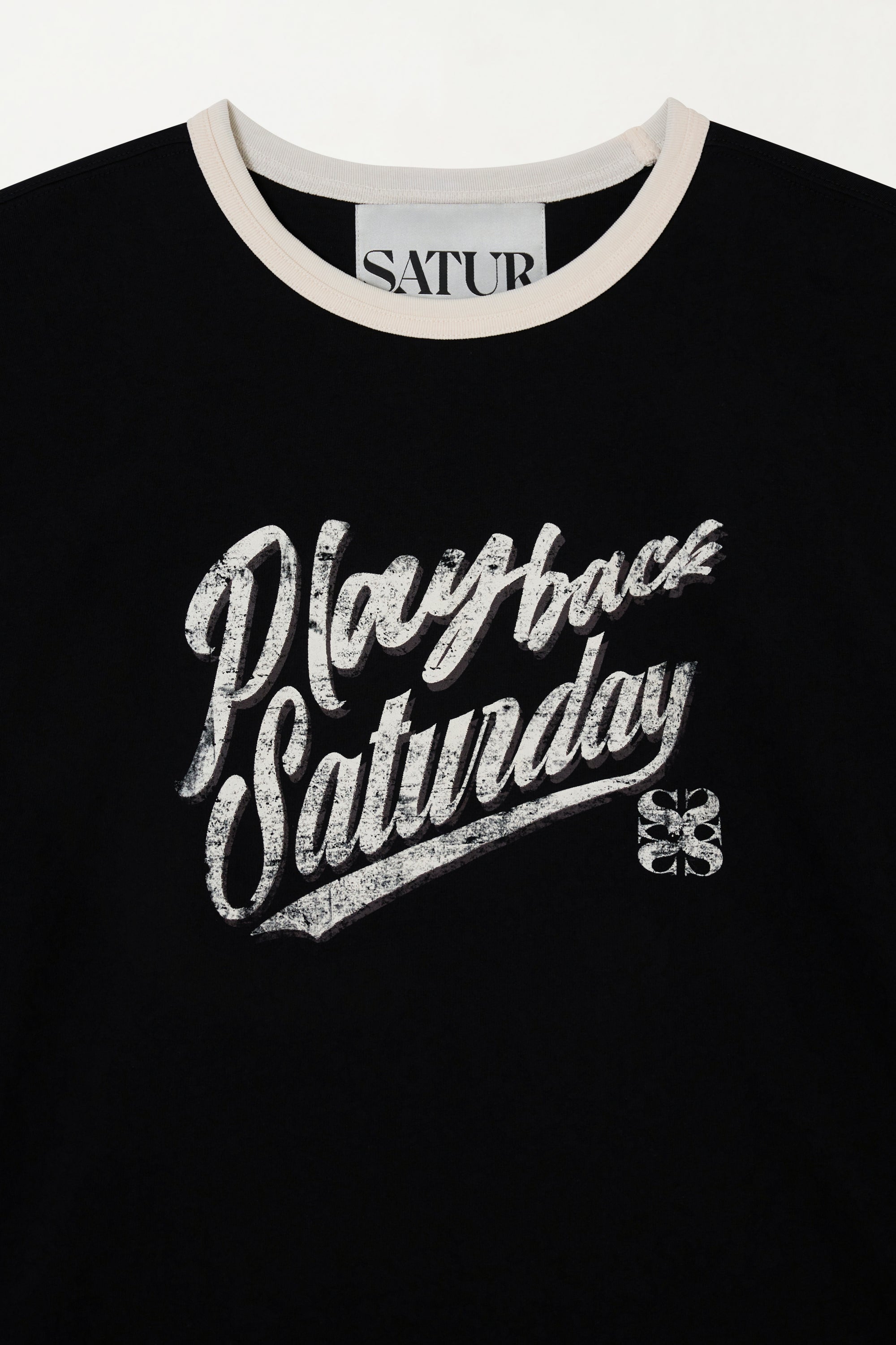 [RIIZE's Pick] (M) Playback Satur Ringer Tee Black
