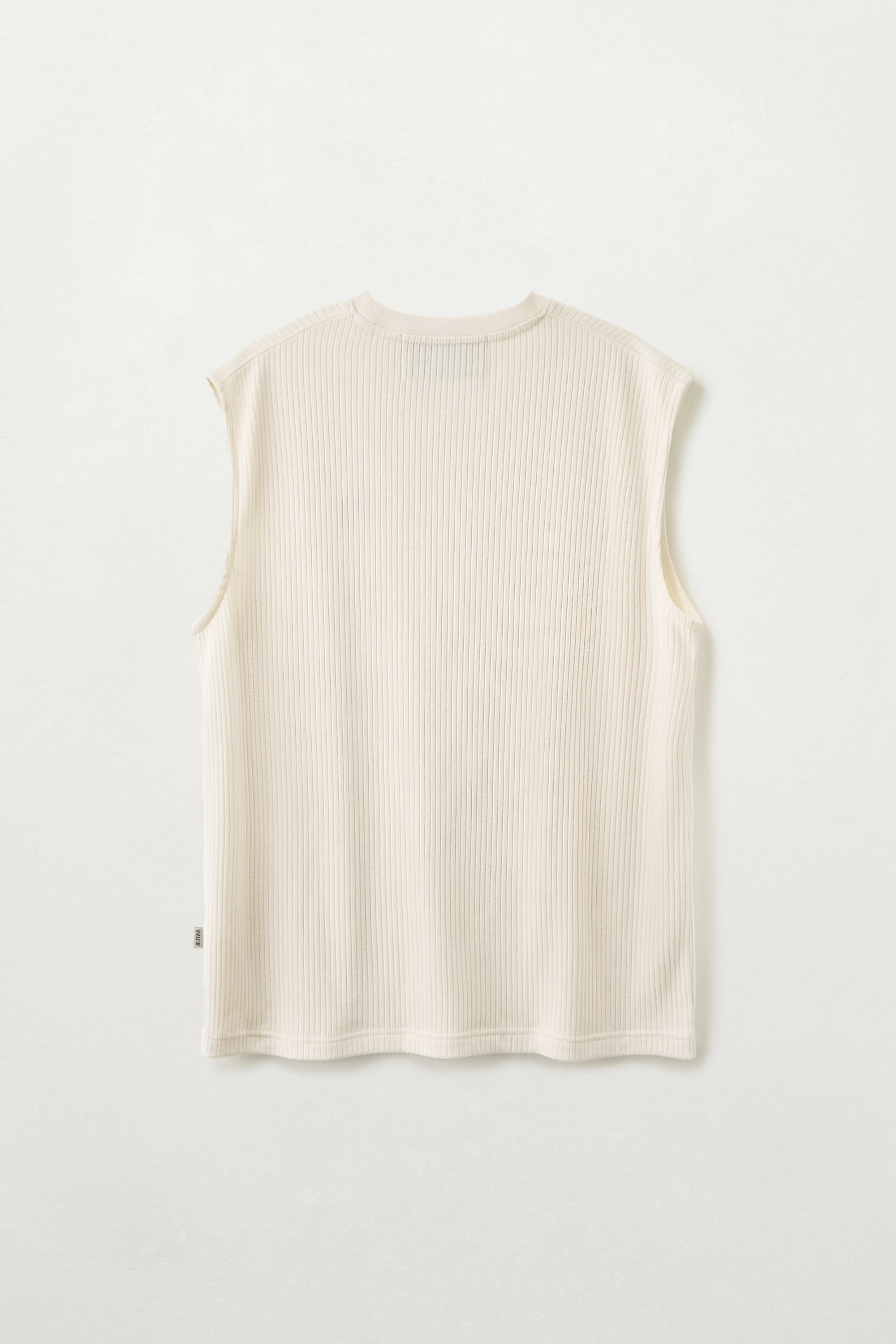 (M) Crew Neck Sleeveless Cream