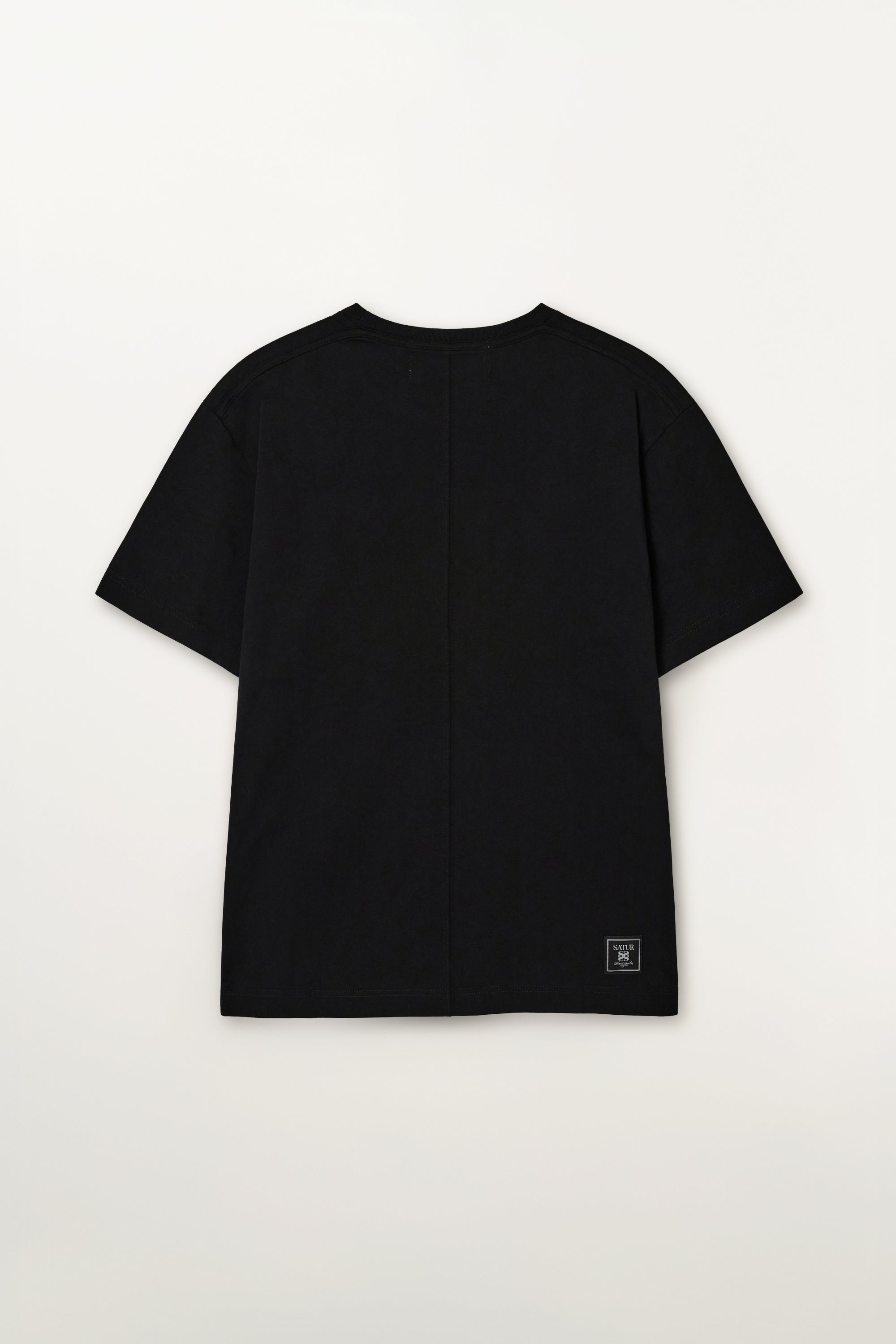 (U) Satur Font Small Logo Tee Black