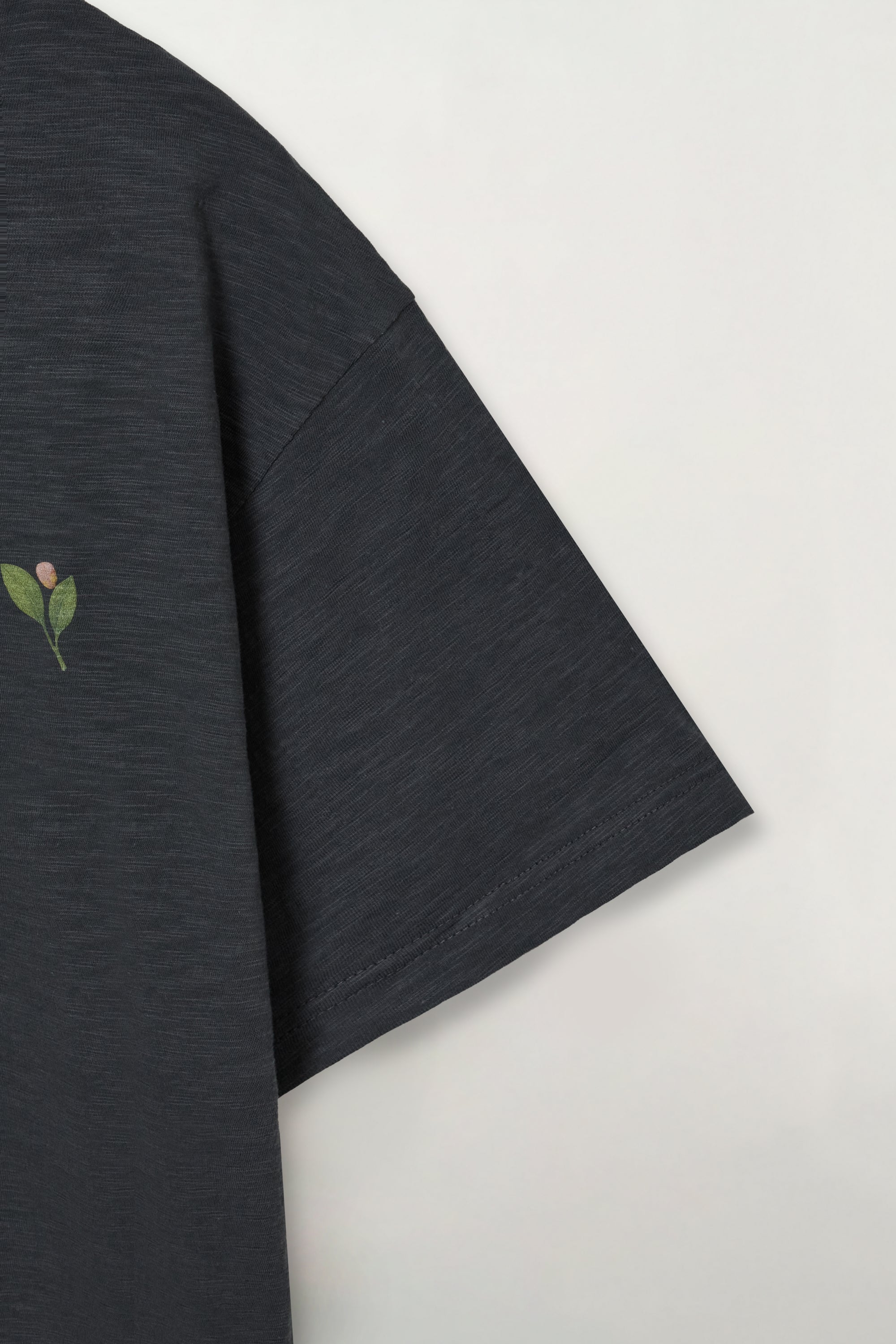 (U) Satur Marine Collage Tee Charcoal