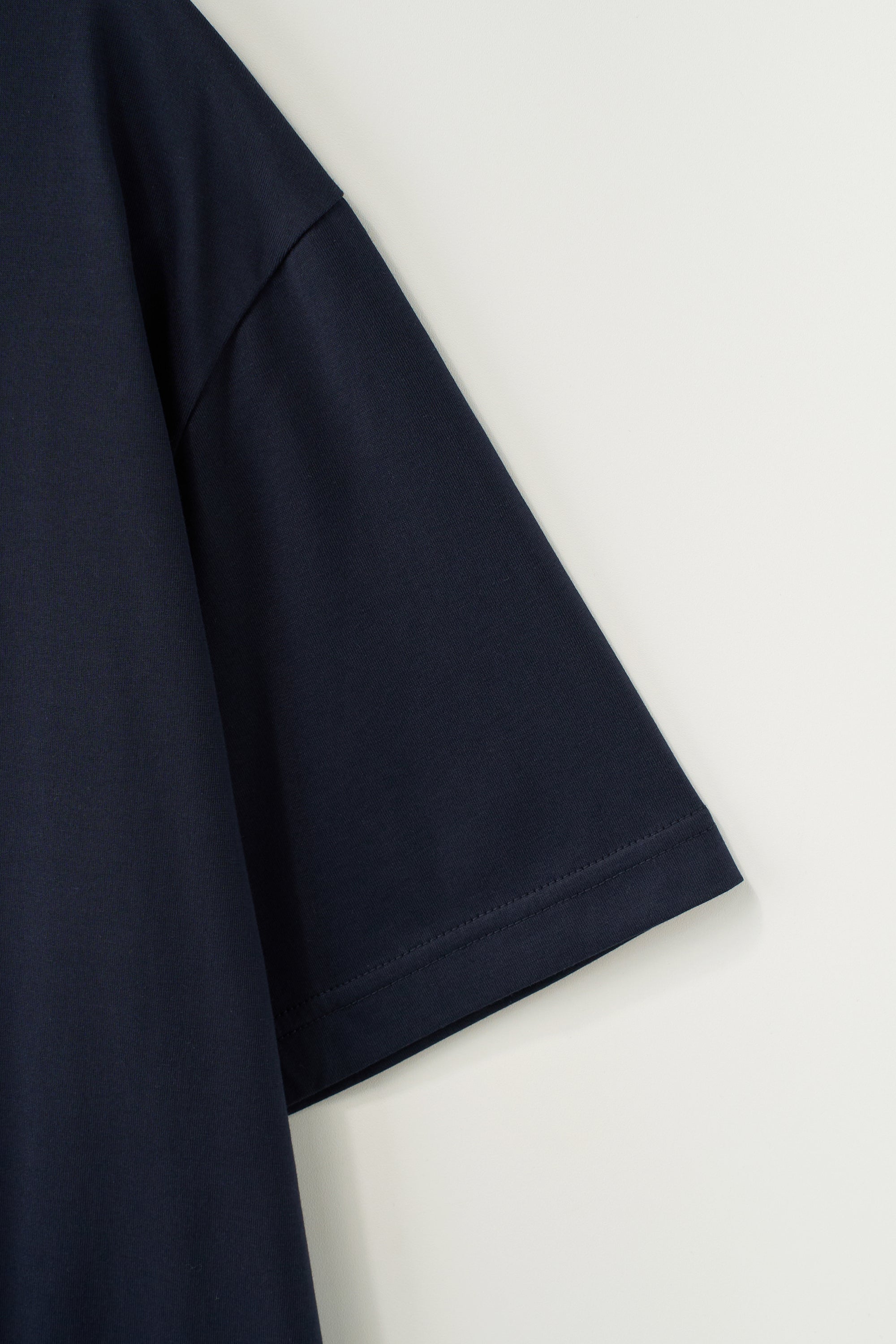 [RIIZE's Pick] (U) Supima Basic Crew Neck Tee Navy