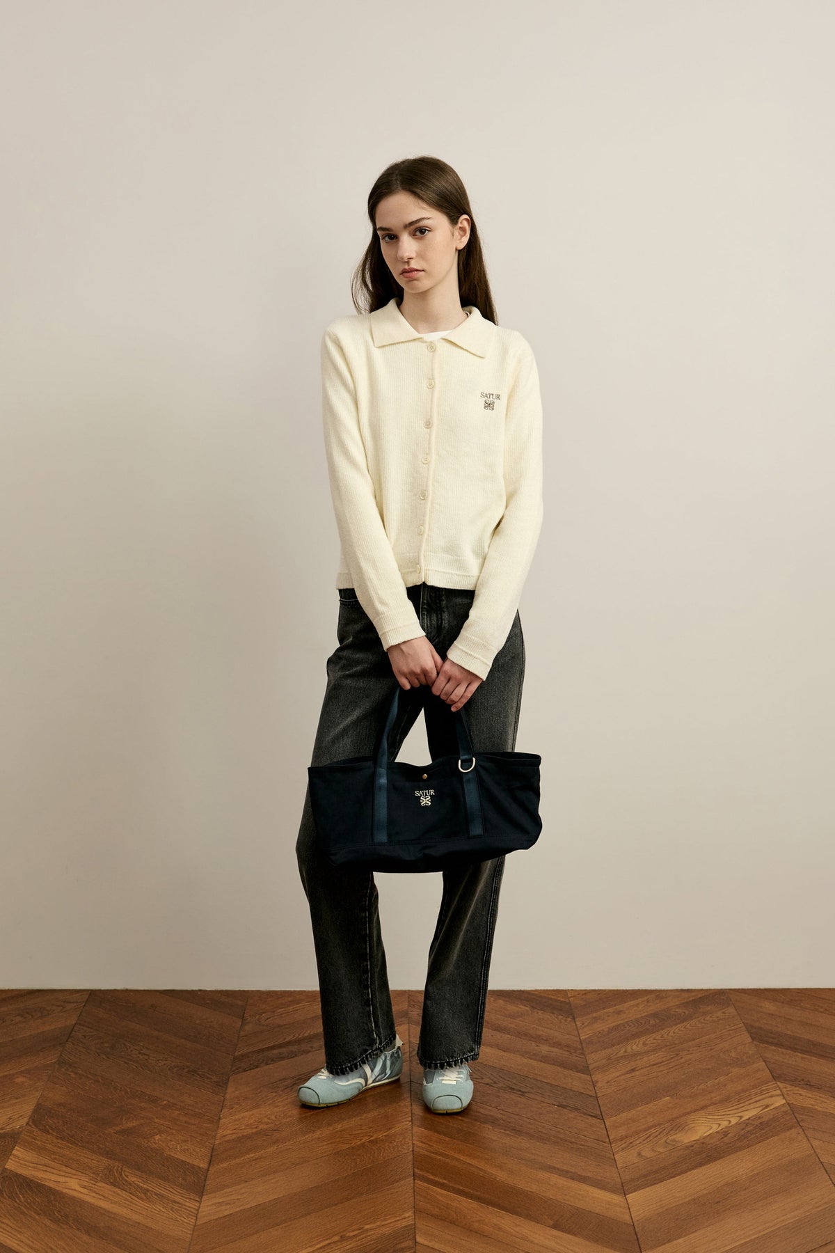 (U) Loren Tote Bag