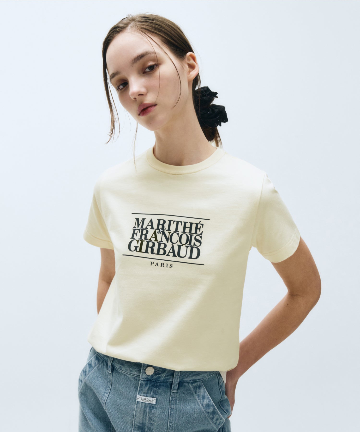 W Classic Logo Tee Cream